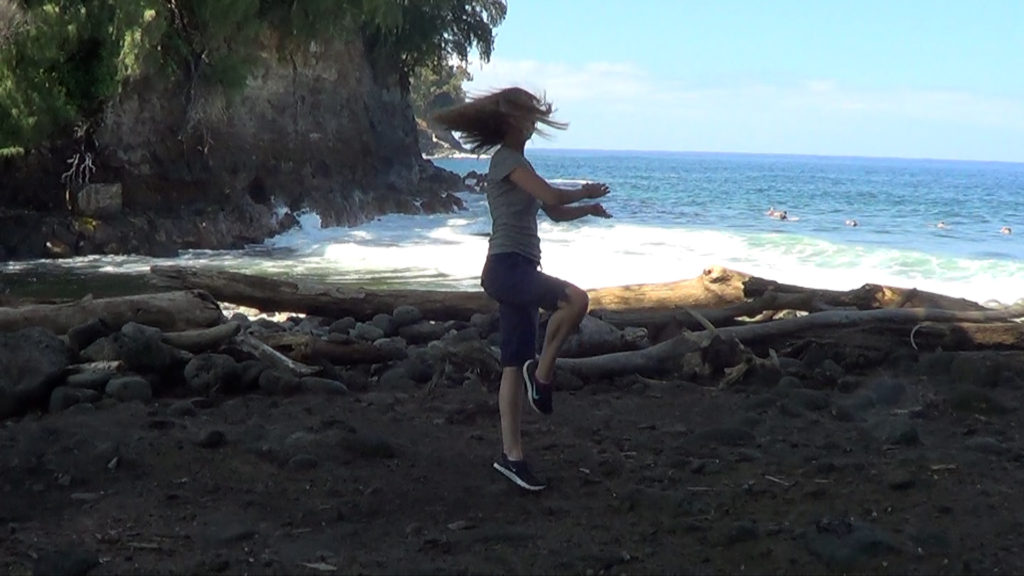 Hawaii Dance 032 - Ocean at Kolekole Beach Park